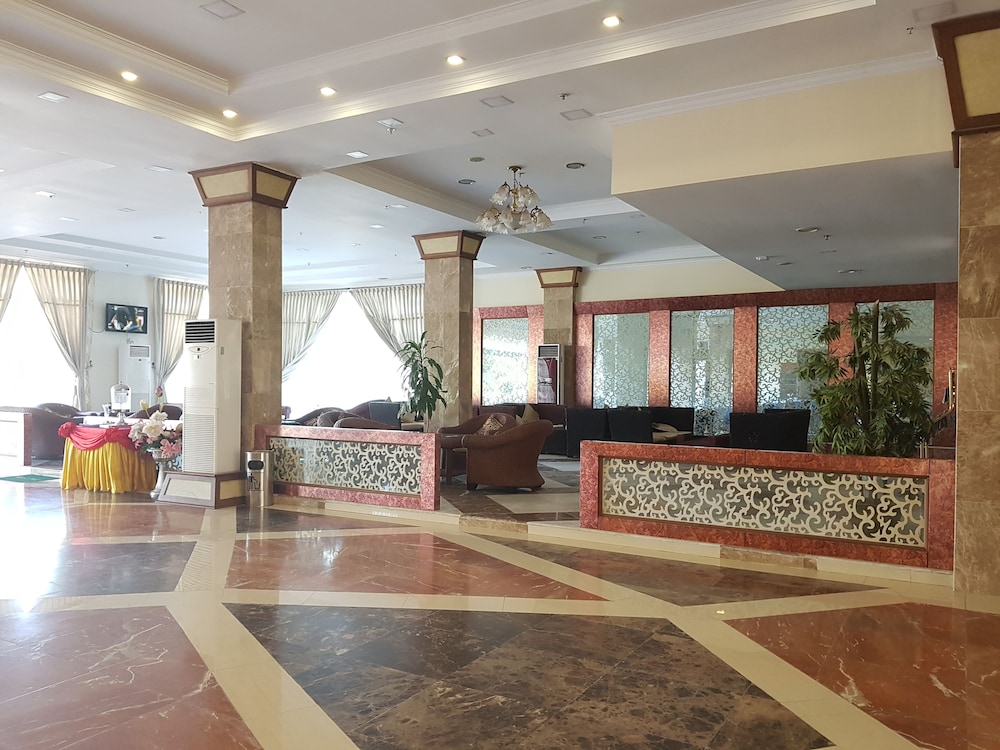 zabu thiri hotel