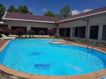 Zabu Thiri Hotel,Near Shwe Se Khone Pagoda,3 star