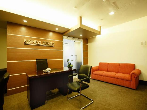 big 8 corporate hotel