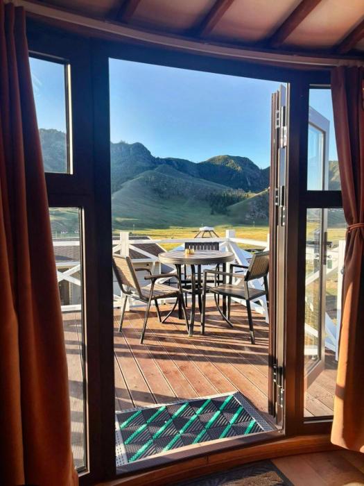 green crown resort