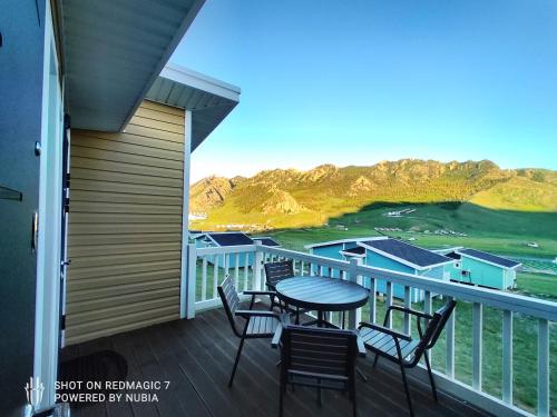 green crown resort