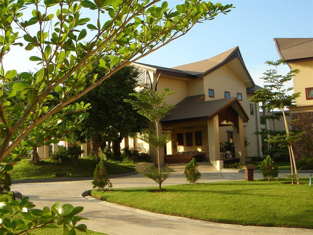 emerald palace hotel