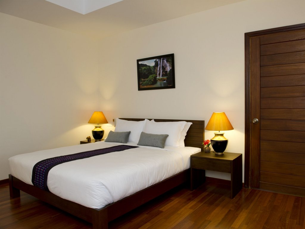 emerald palace hotel
