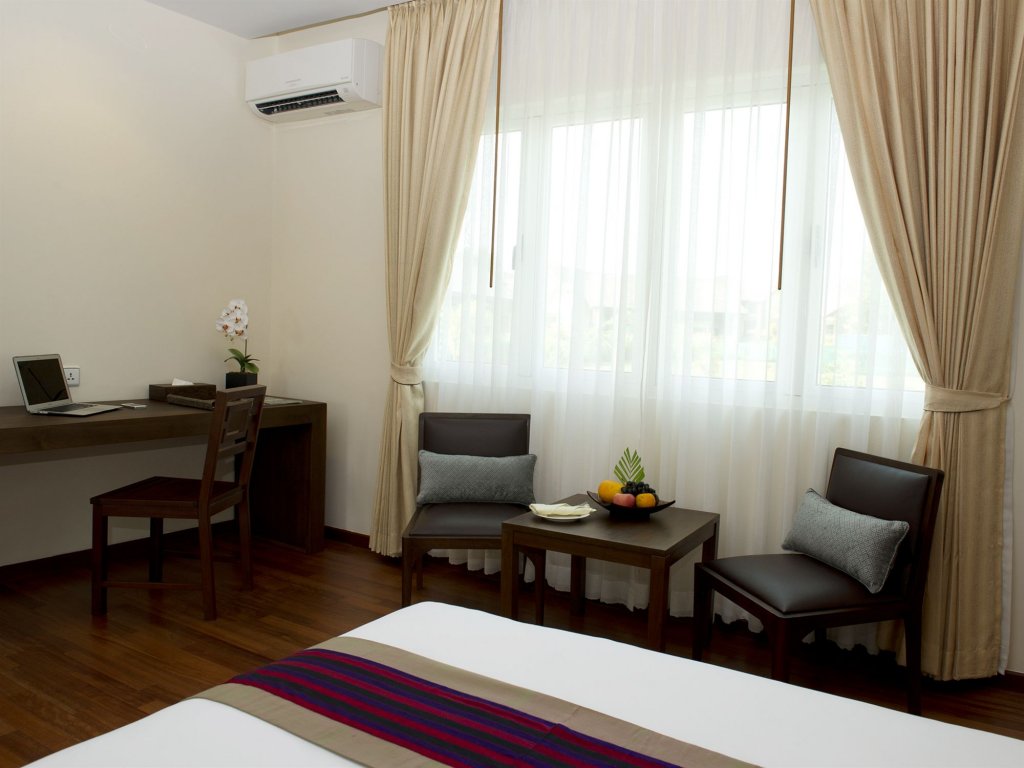 emerald palace hotel