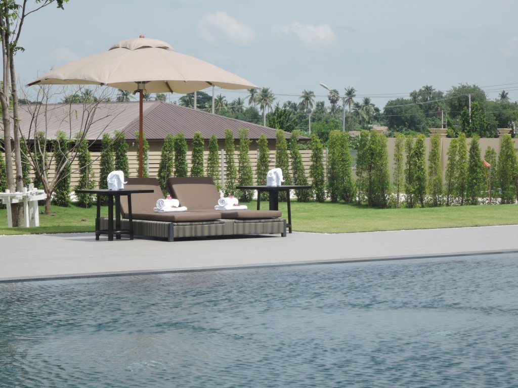 emerald palace hotel