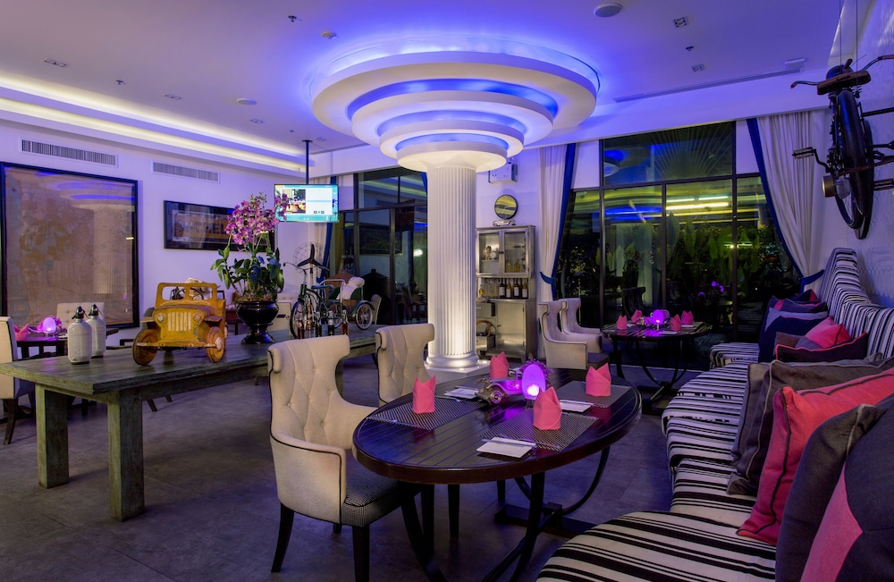 wave hotel pattaya
