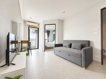 boutique bliss 1br t1 506