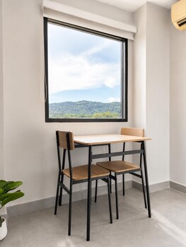 boutique bliss 1br t1 506