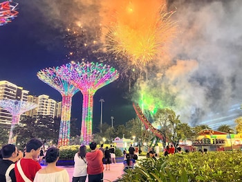 vinhomes grand park masterise center