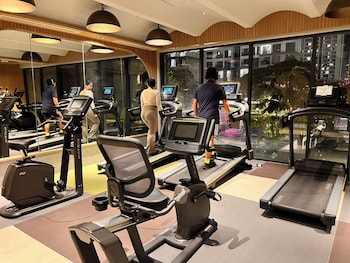 vinhomes grand park masterise center
