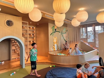 vinhomes grand park masterise center