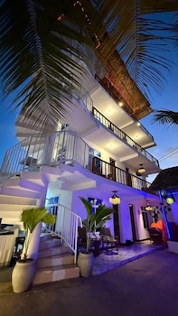 zanz bay hotel