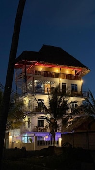 zanz bay hotel