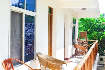 zanz bay hotel