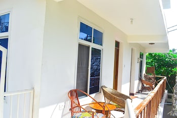 zanz bay hotel