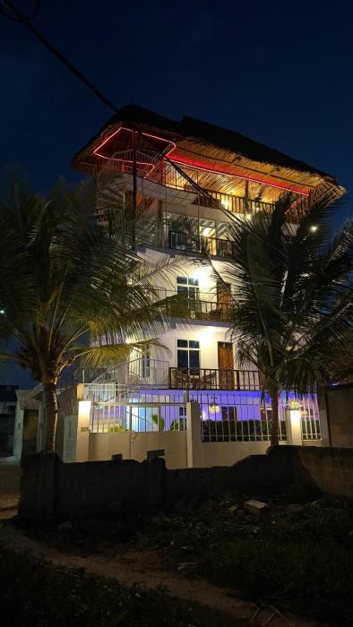 zanz bay hotel