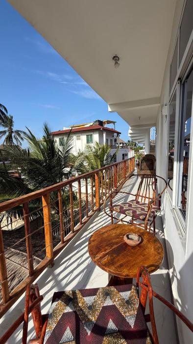 zanz bay hotel