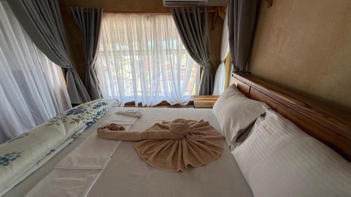 zanz bay hotel