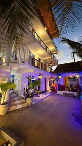 zanz bay hotel