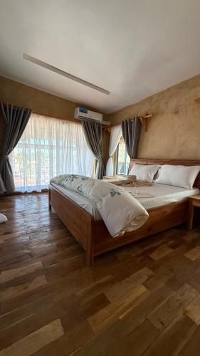 zanz bay hotel
