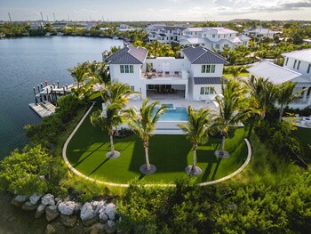 the fairhaven house at solaire lunara bay