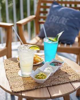compass hotel beaufort by margaritaville