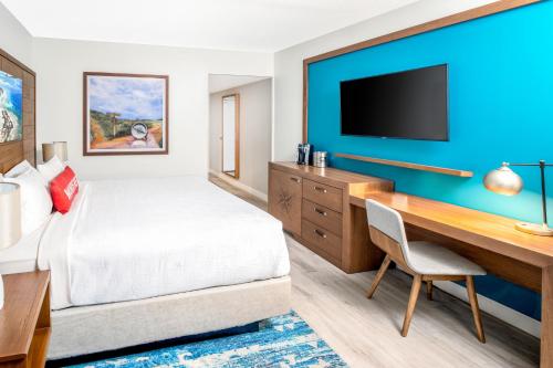 compass hotel beaufort by margaritaville