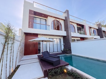 Slokayana Villas,,3 star