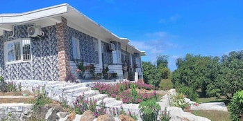 michaels homestay farm villa nr patar beach and bolinao falls