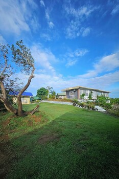 michaels homestay farm villa nr patar beach and bolinao falls