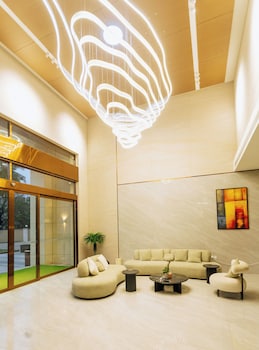 Glorious Luxury Apartments,,3 star