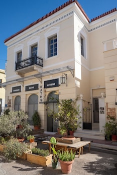 the saints inn and spa
