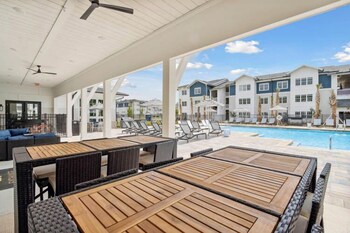 luxurious apartments pool gym bikes