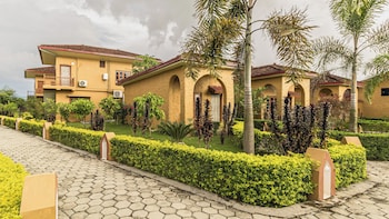 munal and mayur resort