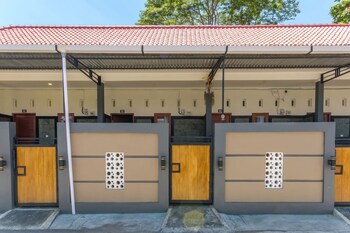 Twospaces Living At Bunda Nana Residence, Gianyar,,2 star