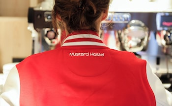 mustard hostel