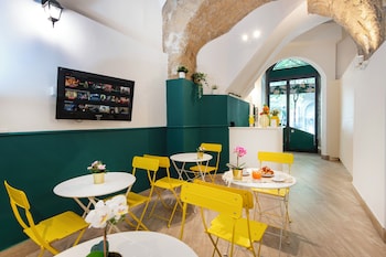maison lulu naples old town