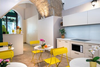 maison lulu naples old town