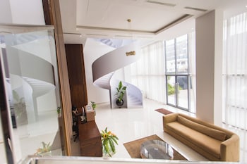 Accra Luxury Apartments At Essence,,4 star