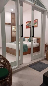 Jasmine River Guest House,,3 star