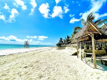 Zanzibar Beach Escape,,3 star