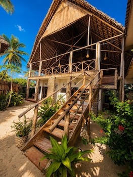 zanzibar beach escape