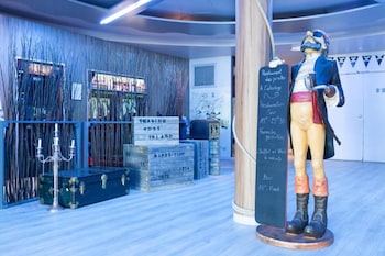 Hôtel Du Parc - Pirates,Futuroscope>>Chasseneuil-Du-Poitou,1 star