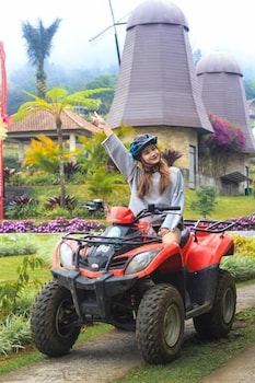 The Blooms Villa,,3 star