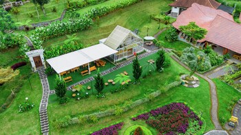 The Blooms Villa,,3 star