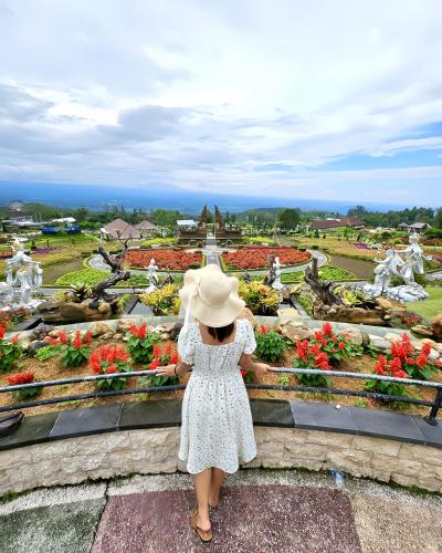 the blooms villa