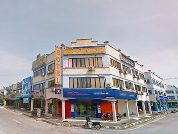 Ark Banting Hotel,,2 star