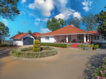 ama stays and trails wentworth estate villas wayanad