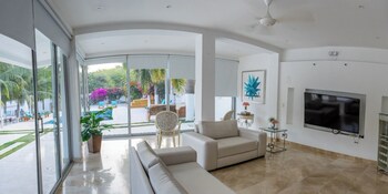 casa romero cartagena club de playa