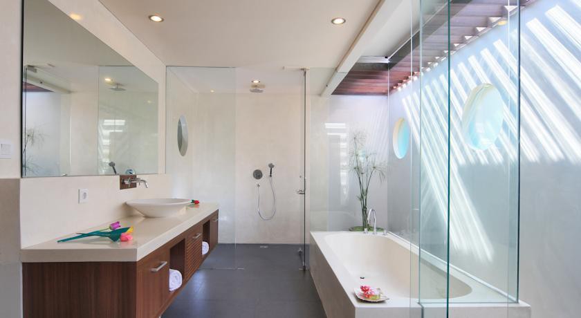 Destiny Villas And Residence Seminyak,Kerobokan>>Bali,4 star